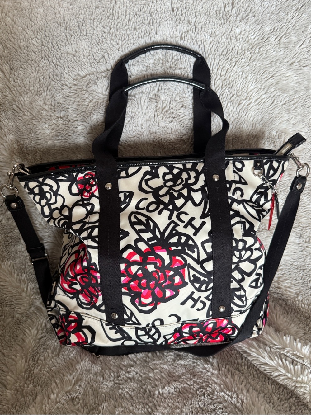 Coach F16914 Floral Graffiti Poppy Tote Bag – Carryall Crossbody Hangtags